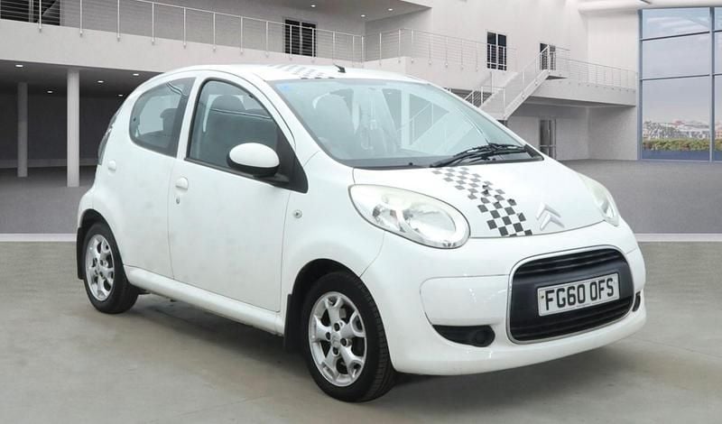 Used Citroën C1 VTR Sport 68 HP (50 kW) 2010 White Hatchback