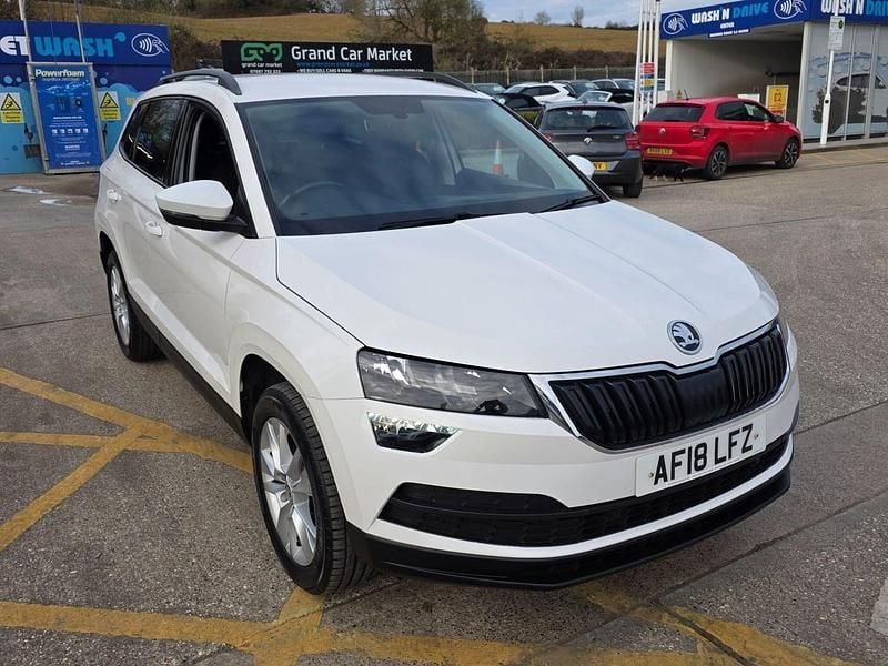 Used Skoda Karoq SE Technology 150 HP (110 kW) 2018 White SUV