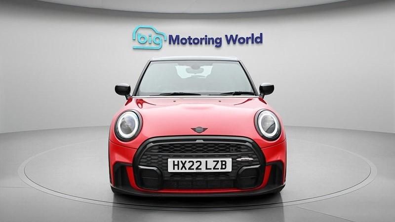 Used Mini Cooper Hatch 136 HP (100 kW) 2022 Red Hatchback