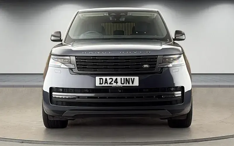 Used Land Rover Range Rover HSE 460 HP (338 kW) 2024 Varesine blue SUV