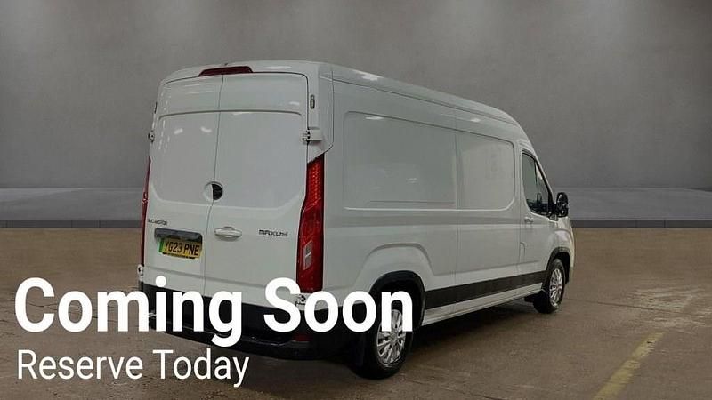 Used Maxus V90 204 HP (150 kW) 2023 White Van