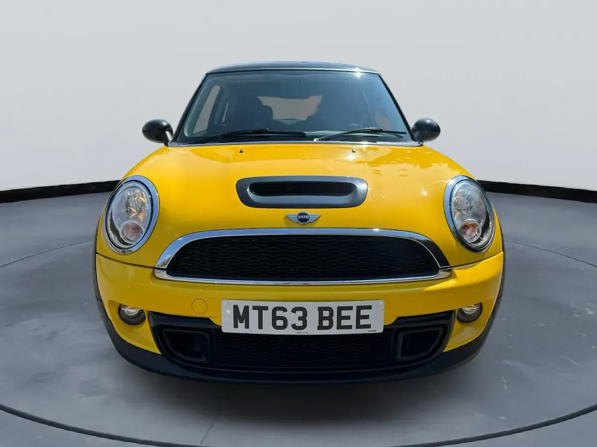 Used Mini Cooper S Hatch 184 HP (135 kW) 2013 Yellow Hatchback