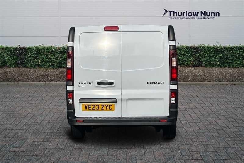 Begagnad Renault Trafic 130 HK (95 kW) 2023 Vit