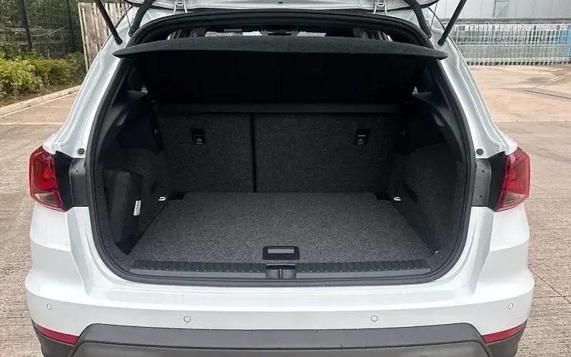 Used Seat Arona FR 116 HP (85 kW) 2025 White SUV