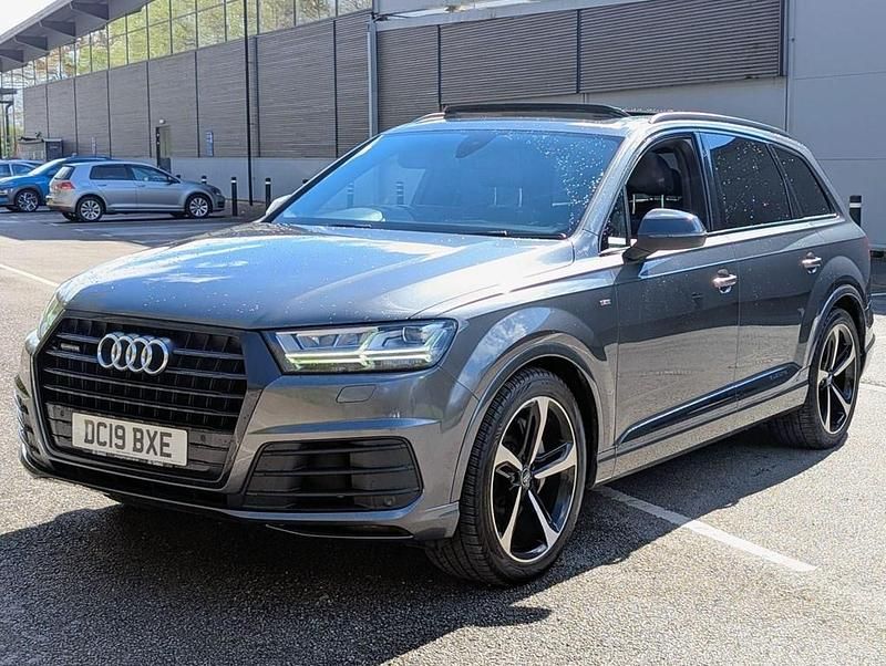 Usado Audi Q7 Black Edition 2019 Cinzento SUV