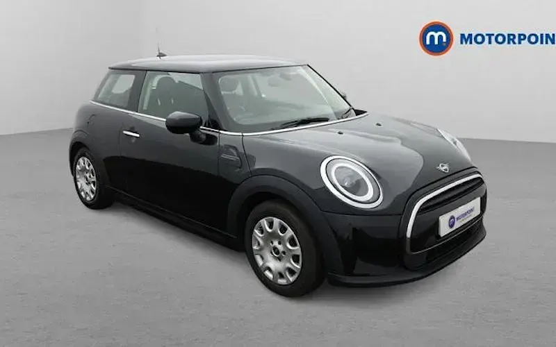 Used Mini ONE Classic 102 HP (75 kW) 2022 Hatchback
