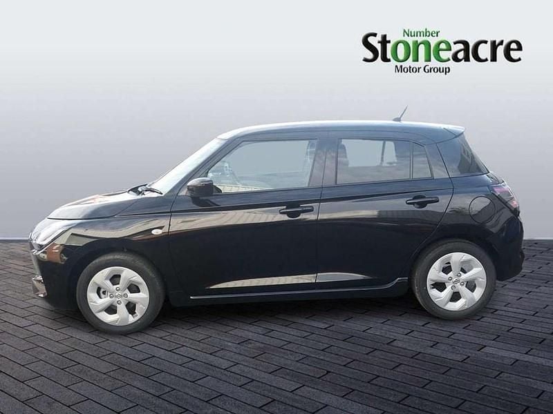 New Suzuki Swift 82 HP (60 kW) 2025 Black Hatchback