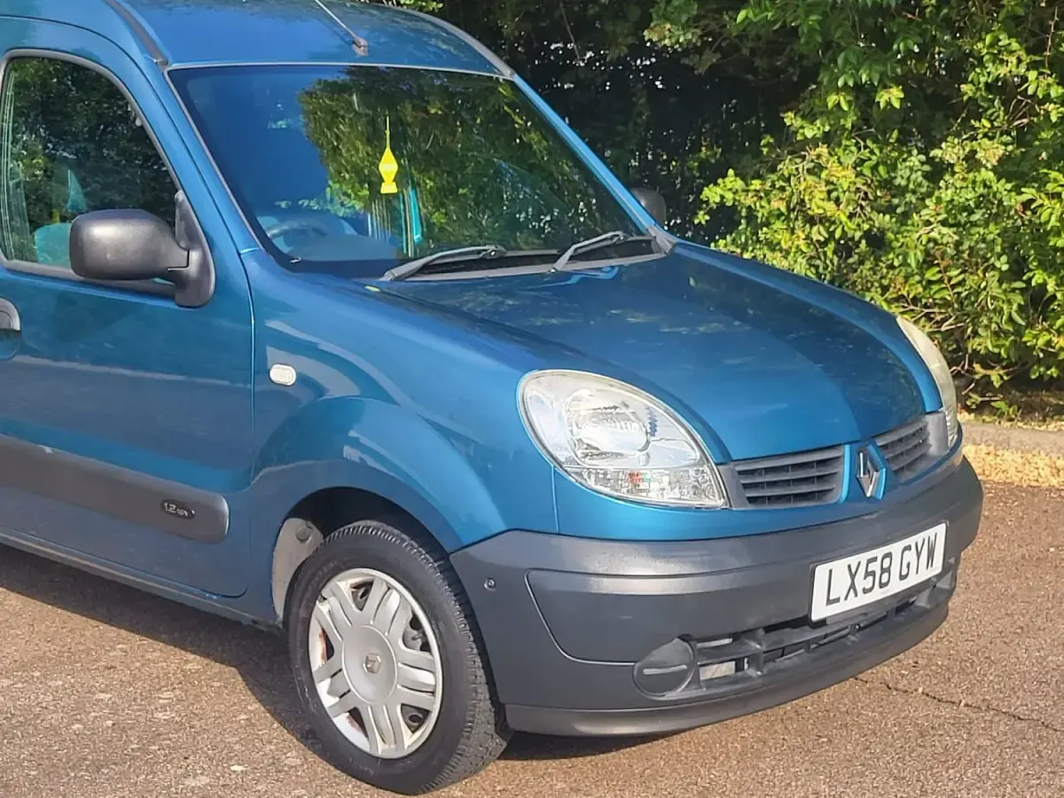 Used Renault Kangoo Authentique 2009 Blue MPV
