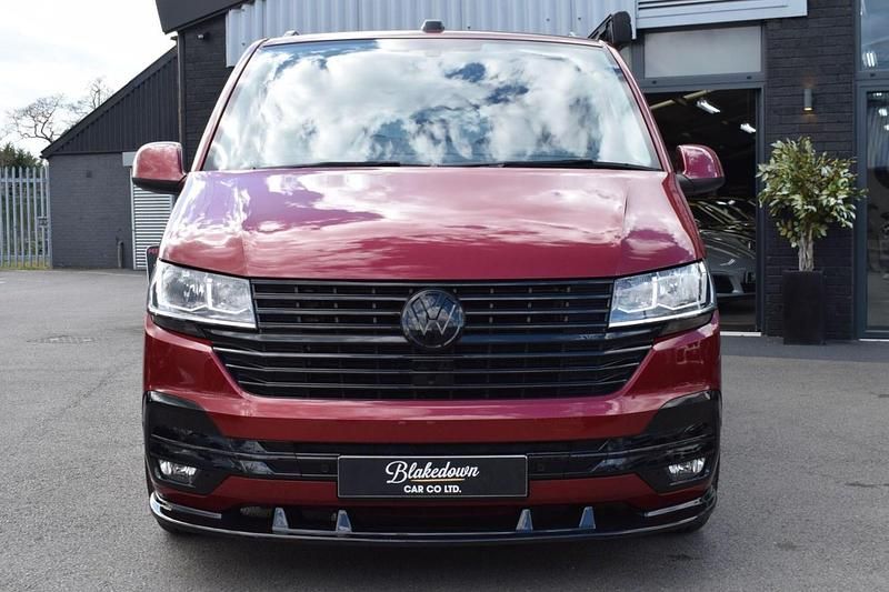 Used VW Transporter Highline 2022 Red Van