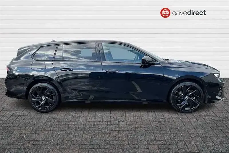 Used Vauxhall Astra S 130 HP (95 kW) 2023 Black Estate