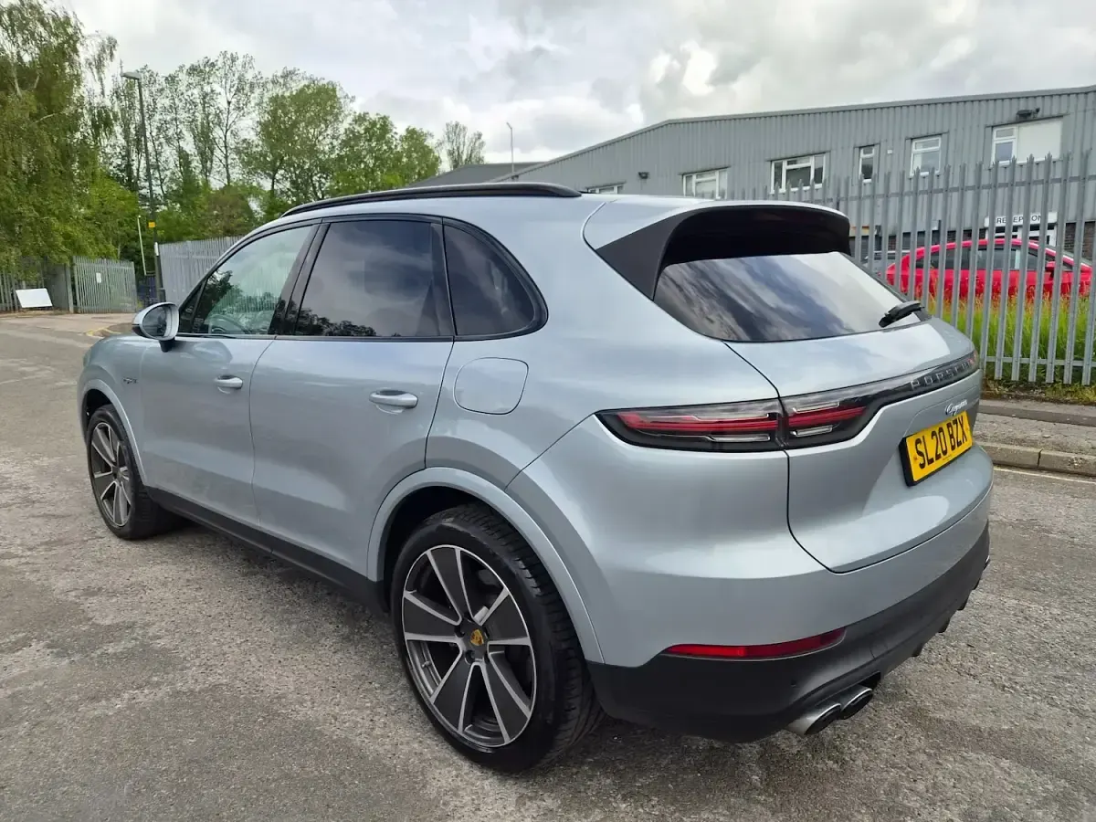Used Porsche Cayenne E-Hybrid 2020 Silver SUV