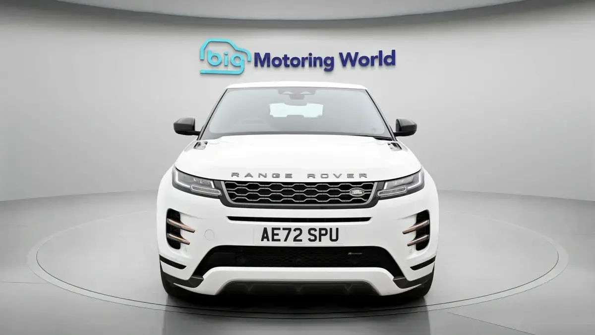 Begagnad Land Rover Range Rover evoque R-Dynamic 161 HK (118 kW) 2022 Vit SUV