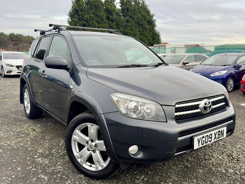 Grey Used 2009 Toyota RAV4 SR SUV | £2,995 (Good price) - Image 1/3