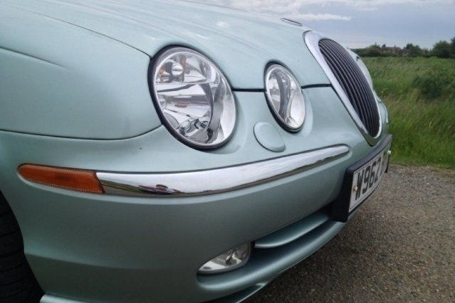 Used Jaguar S-Type S 281 HP (206 kW) 2000 Sedan