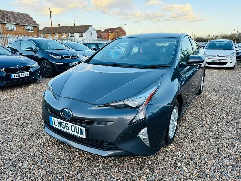 Used Toyota Prius 2016 Grey Hatchback
