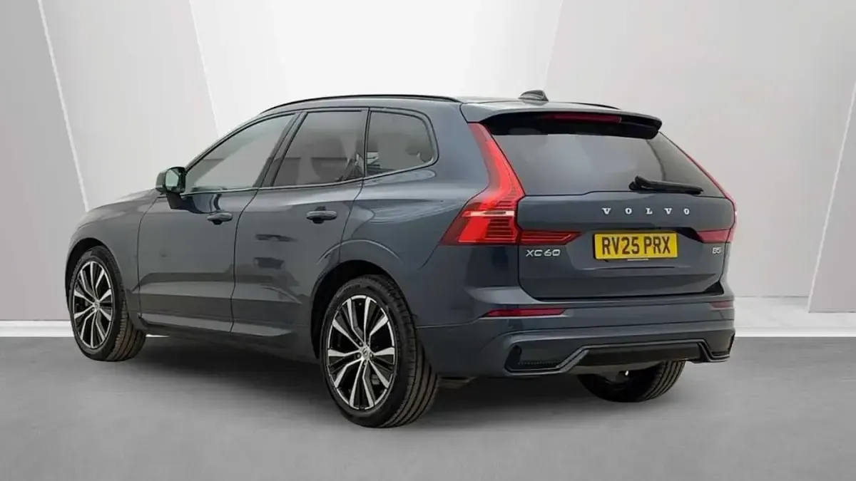 Used Volvo XC60 Ultra 250 HP (183 kW) 2025 Denim blue SUV