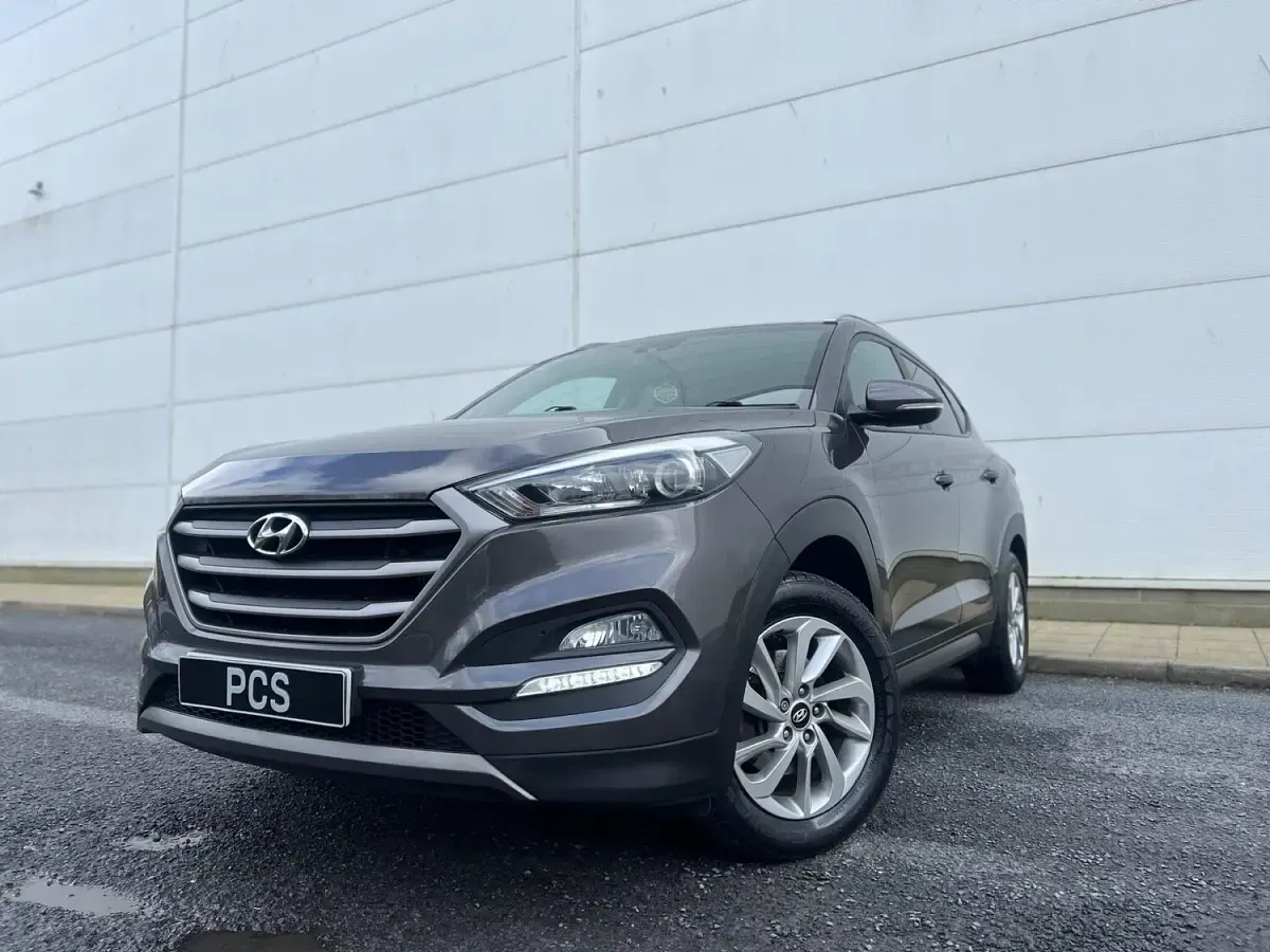 Used Hyundai Tucson SE 116 HP (85 kW) 2016 Grey SUV
