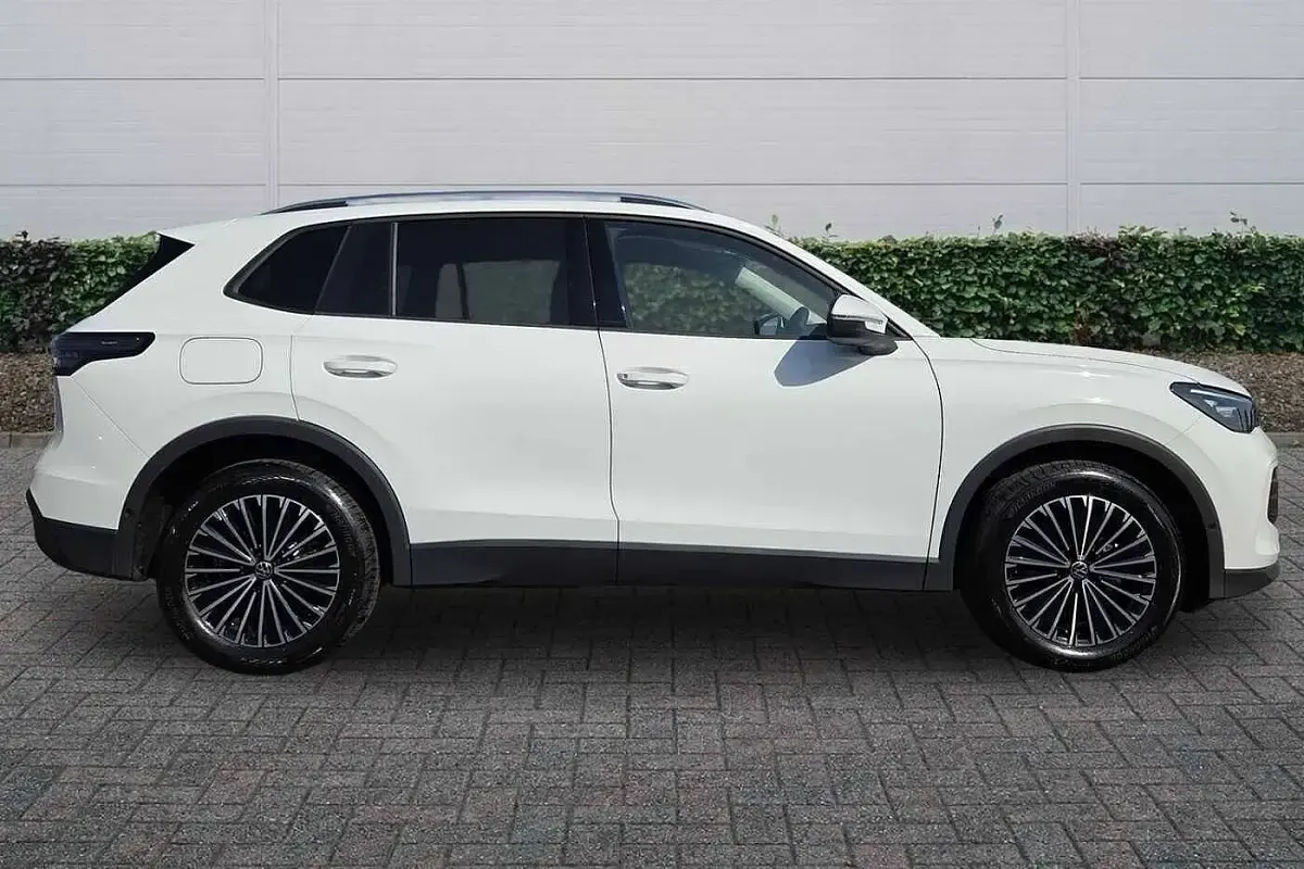 Used VW Tiguan Match 150 HP (110 kW) 2026 Pure white SUV