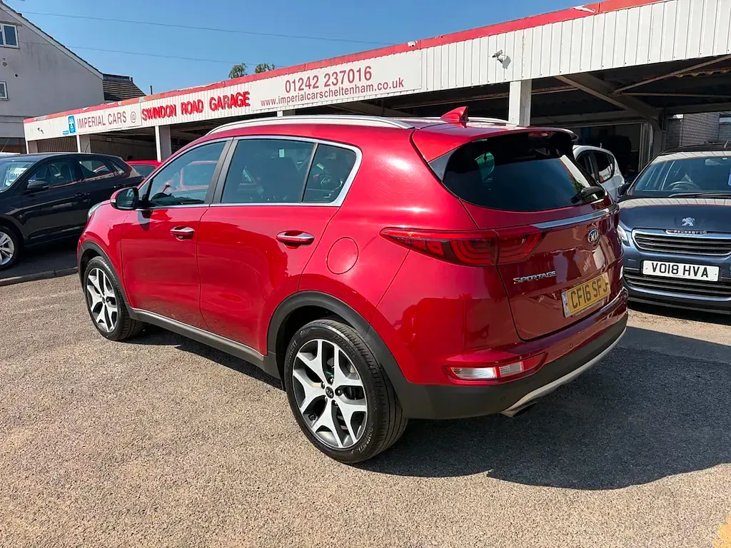 Used Kia Sportage GT-Line 177 HP (130 kW) 2016 Red SUV