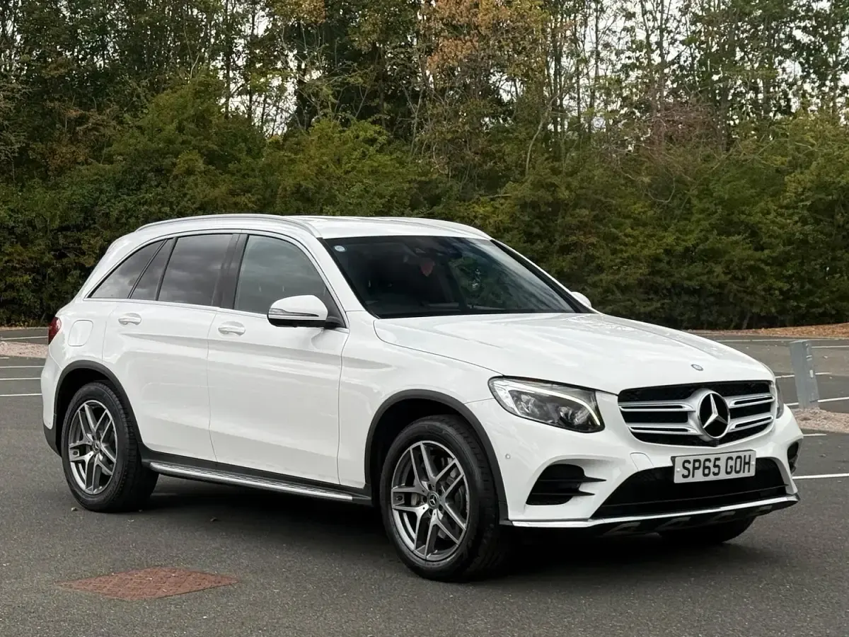 Used Mercedes GLC220 AMG line 170 HP (125 kW) 2015 White SUV