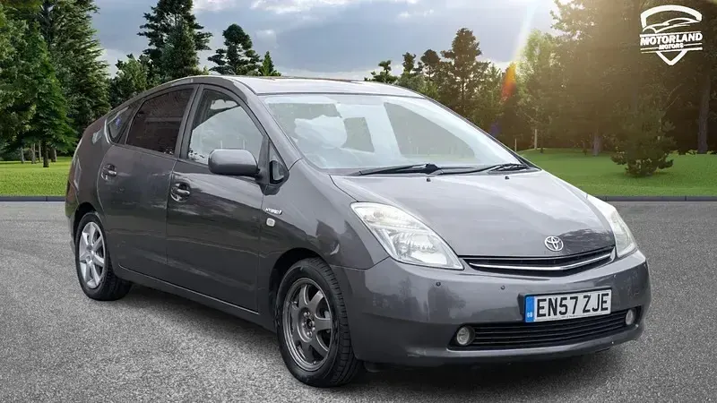 Used Toyota Prius 76 HP (55 kW) 2008 Grey Hatchback