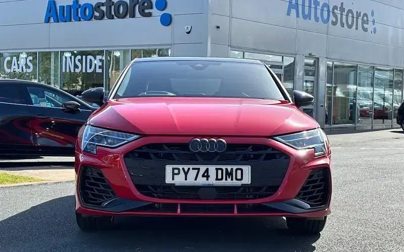 Usado Audi S3 Black Edition 333 HP (244 kW) 2025 Sedan