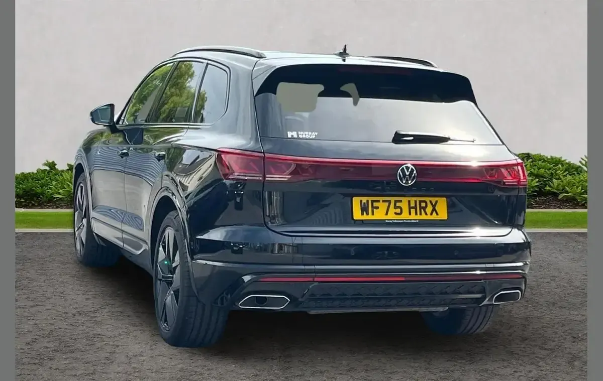 Used VW Touareg Black Edition 281 HP (206 kW) 2025 Black SUV
