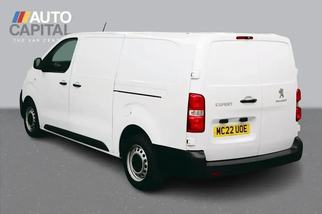 Used Peugeot Expert Premium 100 HP (73 kW) 2022 White Van