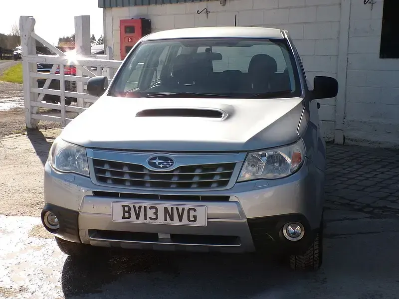 Used Subaru Forester 2013 Silver SUV