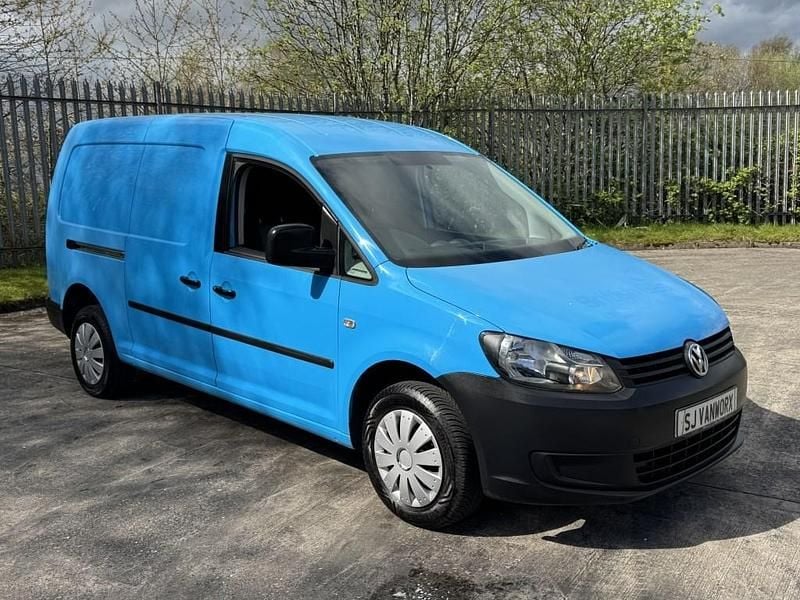 Used VW Caddy Maxi 102 HP (75 kW) 2011 Blue MPV