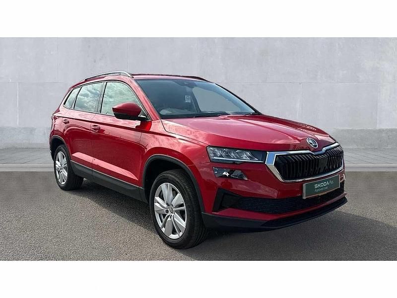 Red Used 2025 Skoda Karoq SE Drive SUV | £21,890 (Good price) - Image 1/4
