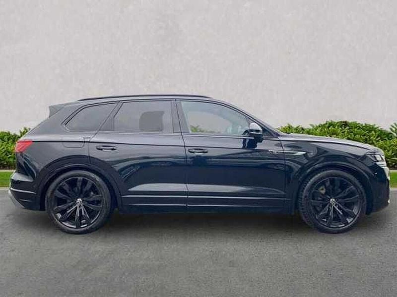 Used VW Touareg Black Edition 286 HP (210 kW) 2021 Black SUV