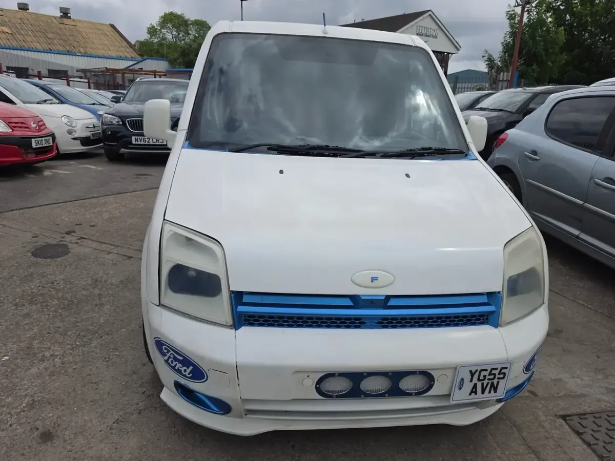 Used Ford Transit 75 HP (55 kW) 2005 White Van