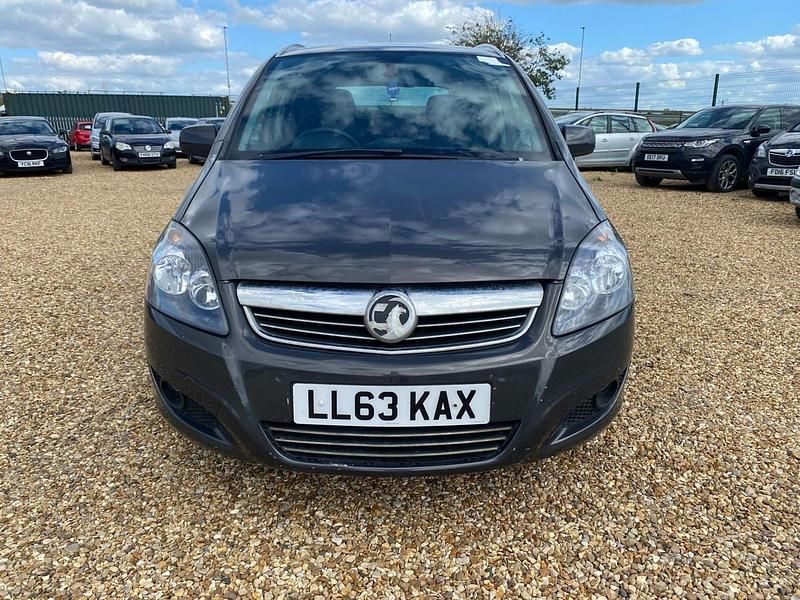 Used Vauxhall Zafira Design Edition 2013 Grey MPV