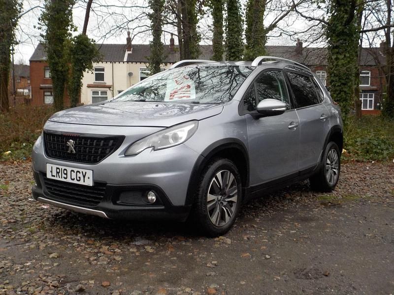 Grey Used 2019 Peugeot 2008 Allure SUV | £6,495 (Super price) - Image 1/4