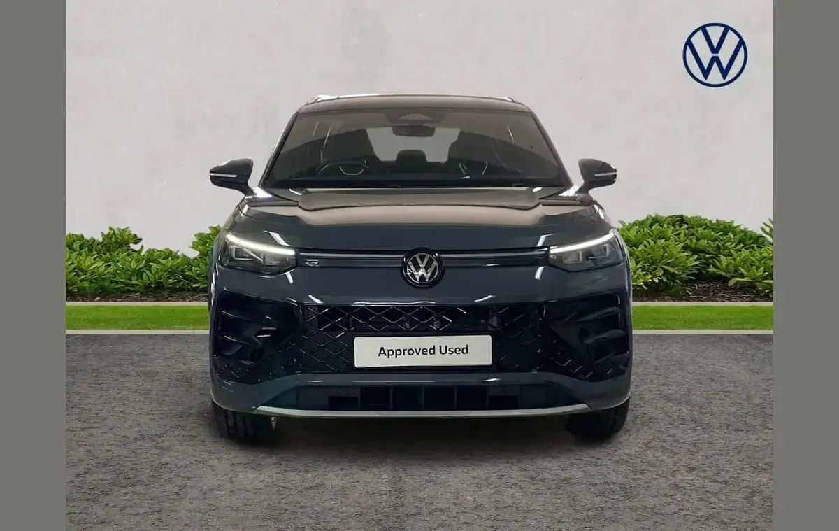Used VW Tayron R-line 200 HP (147 kW) 2025 Grey SUV