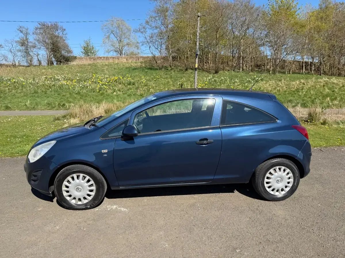 Usado Vauxhall Corsa S 2012 Azul Citadino