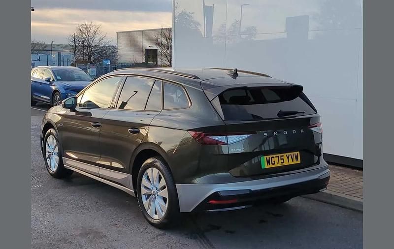 Used Skoda Enyaq iV SE L 150 kW (204 HP) 2025 Olive green metallic SUV