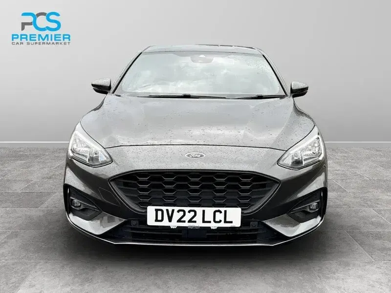 Used Ford Focus ST-Line 152 HP (111 kW) 2022 Magnetic (exclusive paint) Hatchback