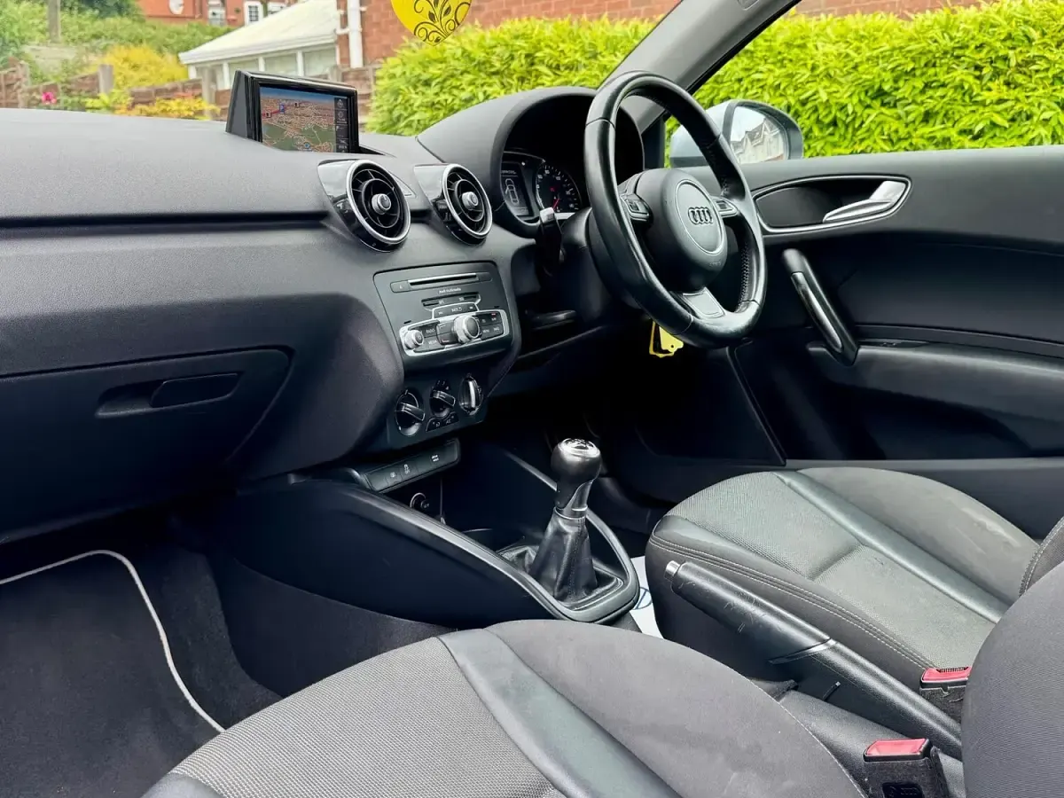 Used Audi A1 Sport 116 HP (85 kW) 2015 Silver Hatchback