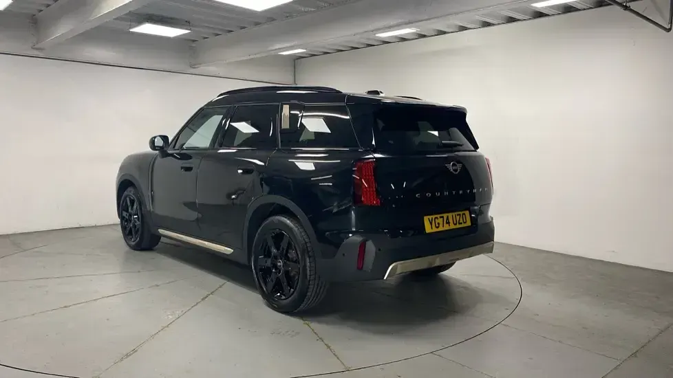Used Mini Countryman 168 HP (123 kW) 2024 Black SUV