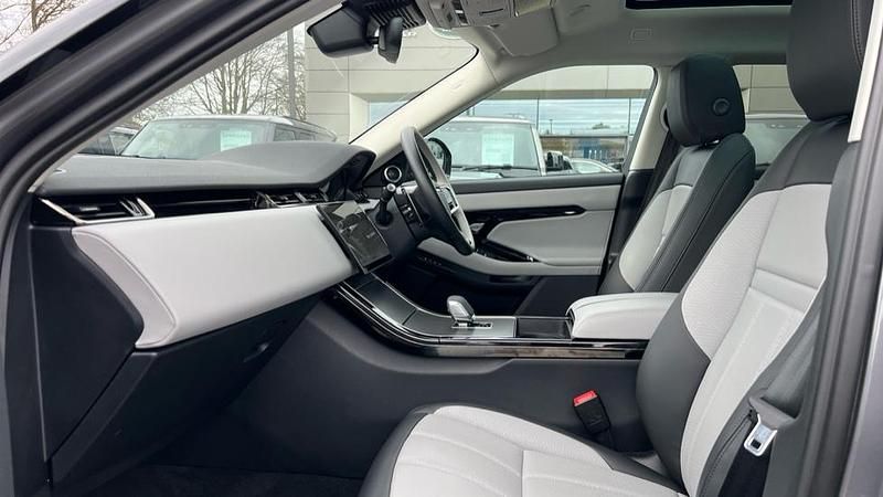 Used Land Rover Range Rover evoque HSE Dynamic 204 HP (150 kW) 2024 Grey SUV