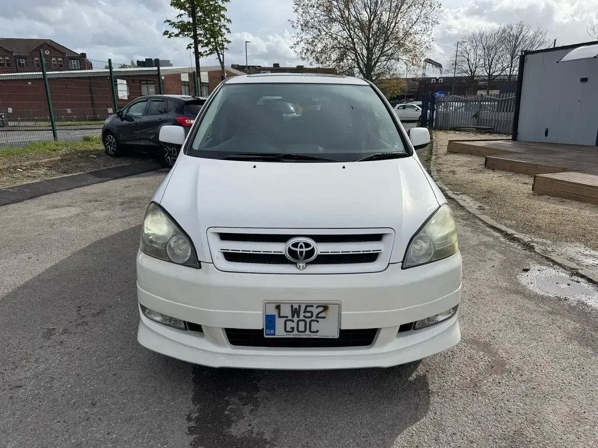 Used Toyota Ipsum 2018 White