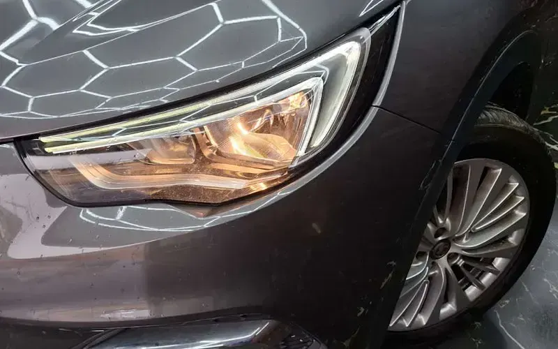 Used Vauxhall Grandland X S 131 HP (96 kW) 2019 Grey SUV