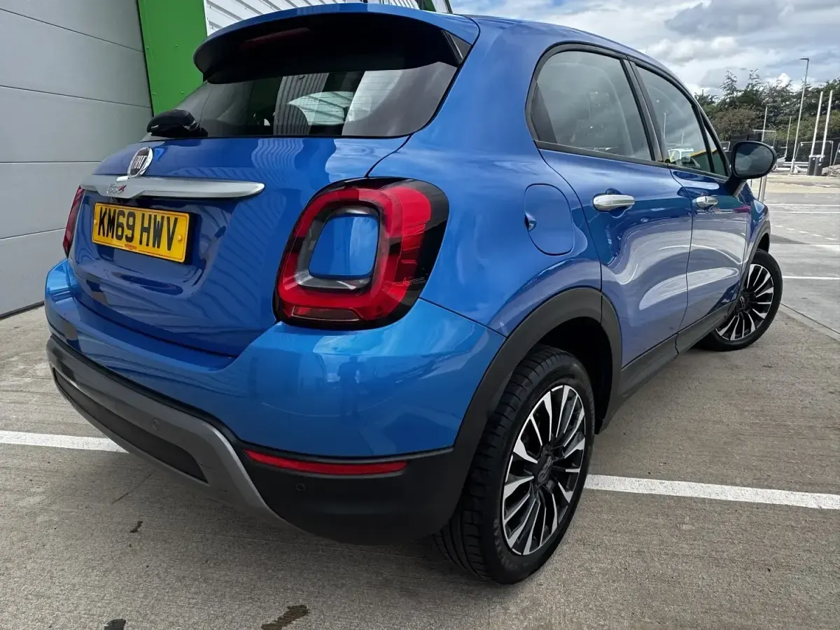 Used Fiat 500X Cross 120 HP (88 kW) 2020 Blue SUV
