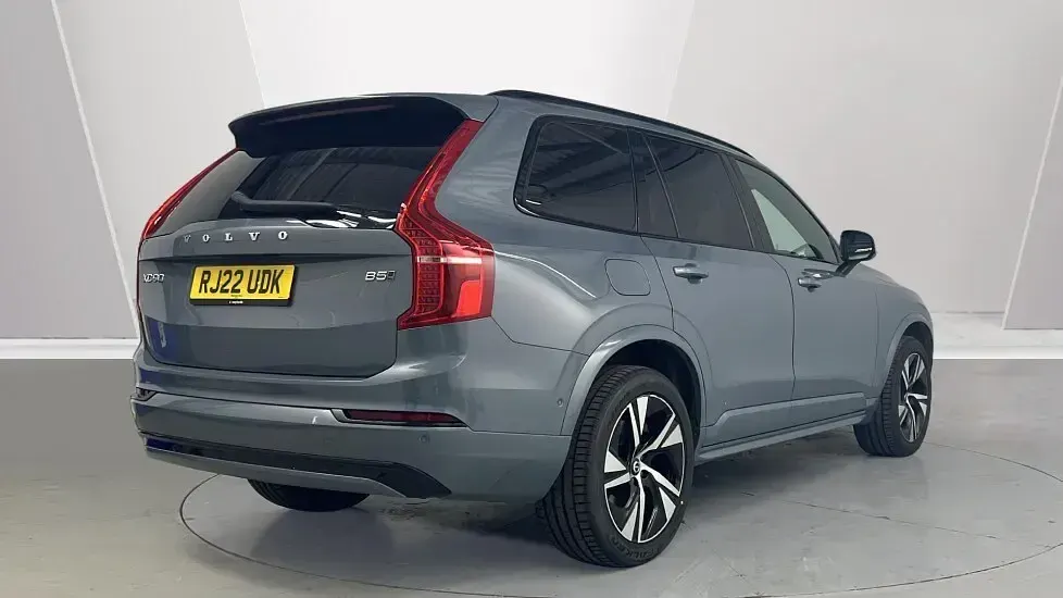 Used Volvo XC90 Plus 247 HP (181 kW) 2022 Grey SUV