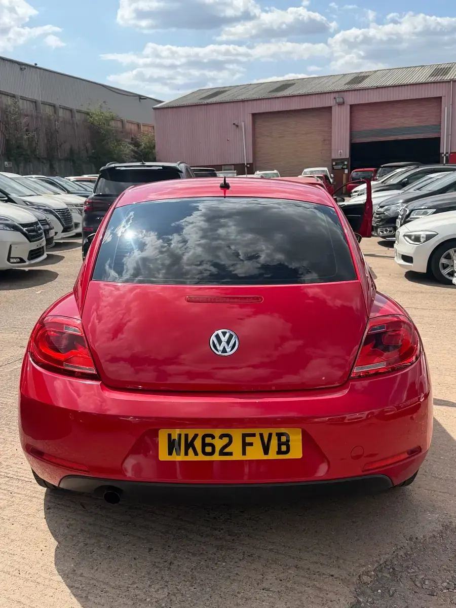 Used VW Beetle 105 HP (77 kW) 2012 Red Hatchback