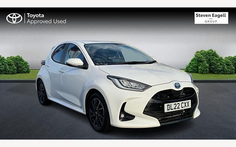 Used Toyota Yaris Hybrid Design 116 HP (85 kW) 2025 Hatchback