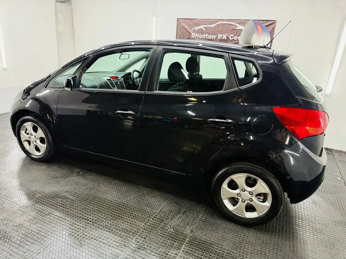 Used Kia Venga 89 HP (65 kW) 2013 Black Hatchback