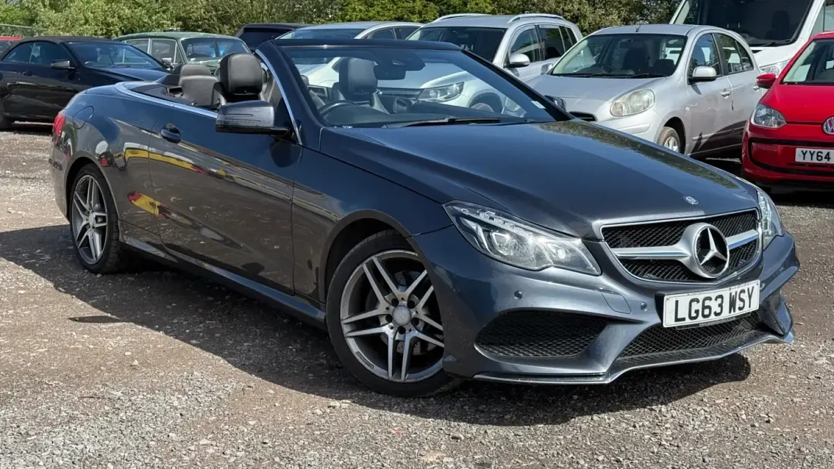 Begagnad Mercedes E250 AMG 2013 Grå Cab